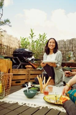 Outdoorchef Minichef 420 G Gas Tischgrill 9 Outdoorchef Minichef 420 G Gas Tischgrill -Grillen im Freien 18 128 05 18 128 06 P 420 G MINICHEF view1 amb