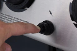 Broil King Royal 320 Gasgrill - Grillfürst Deal Mit Zusätzlichen Edelstahl Grillrosten - Modell 2023 -Grillen im Freien 19014 Broil King Royal 824263 ROYAL FEAT 9 1551279842