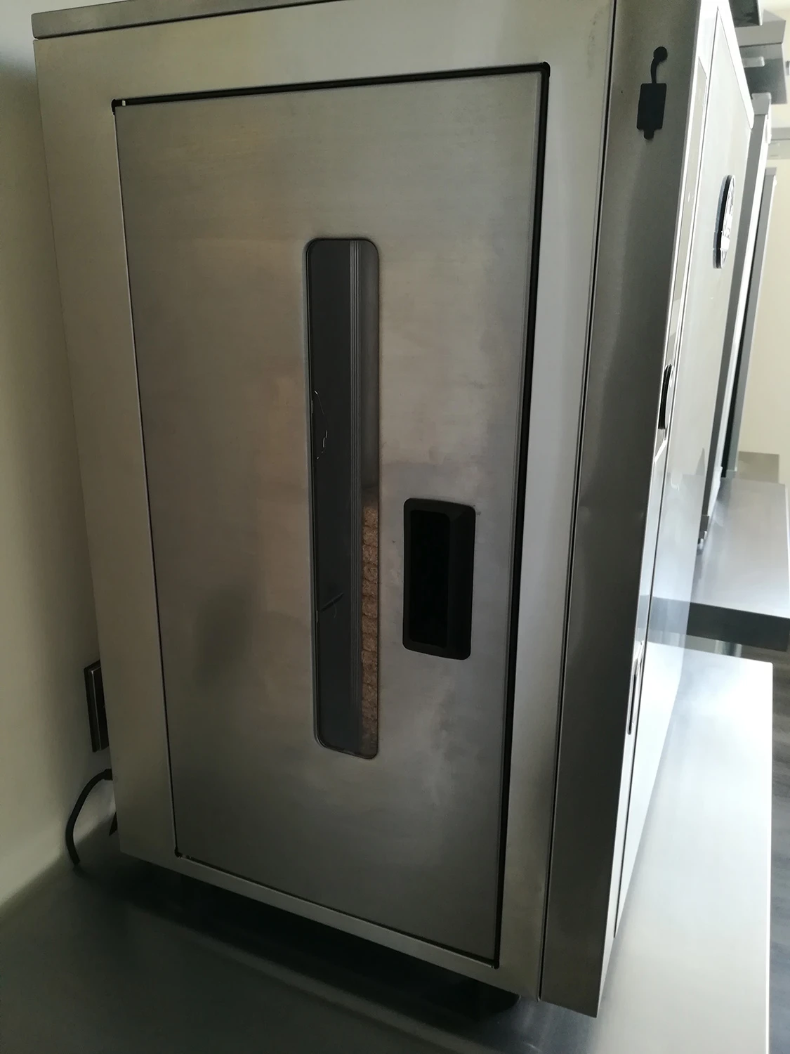 Bradley Professional Smoker BS1019 / Elektro Räucherofen 6 Bradley Professional Smoker BS1019 / Elektro Räucherofen – Bild 4