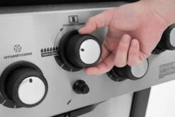 Broil King Sovereign 390 Gasgrill Inkl. Drehspieß + Grillfürst Fettschiene -Grillen im Freien 21507 Broil King Sovereign Bedienelemente