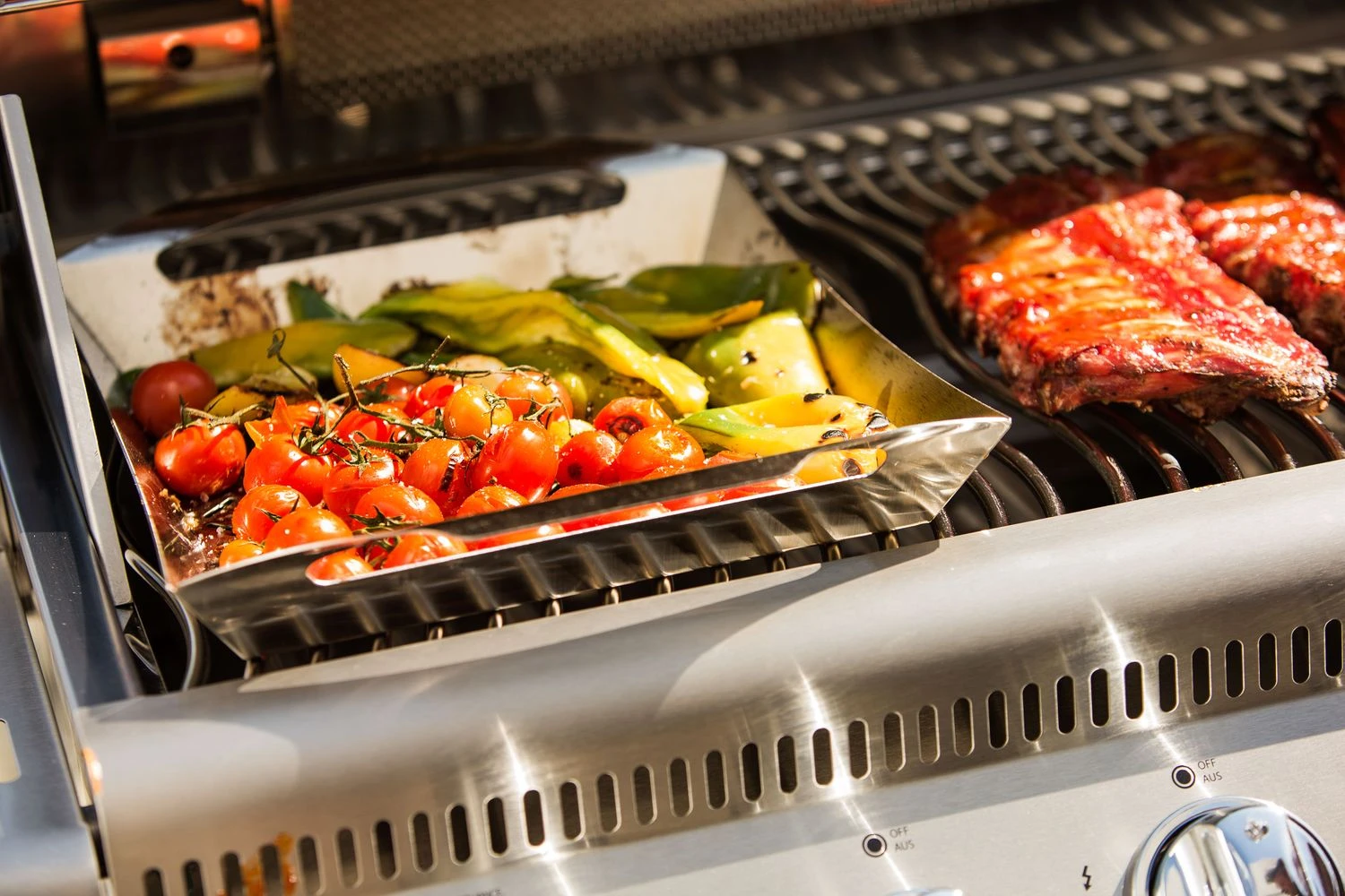 Napoleon PRO Gemüse Grillkorb Edelstahl 5 Napoleon PRO Gemüse Grillkorb Edelstahl – Bild 3