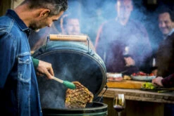 Big Green Egg Large Keramikgrill Starter - Paket -Grillen im Freien Big Green Egg Keramikgrill Premium Deckelgriff Logo