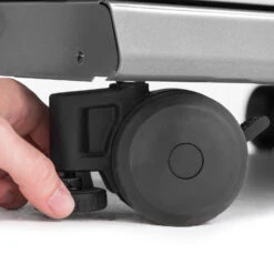 Broil King Imperial 690 XL PRO Black IR Gasgrill - Modell 2023 -Grillen im Freien Broil King Gasgrill Raeder Hoehenverstellbar