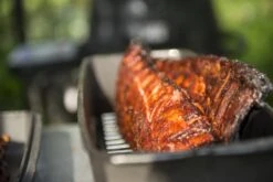 Broil King Rib Roaster / Gusseisen Kastenform -Grillen im Freien Broil King Spare Rib Roaster 69615