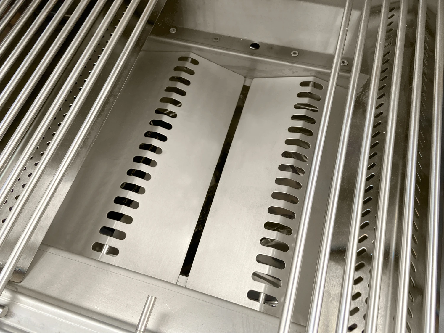 BULL Brahma - Gasgrill Mit Infrarot Backburner Und Rotisserie 6 BULL Brahma - Gasgrill Mit Infrarot Backburner Und Rotisserie – Bild 4