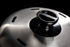 Cobb Grill Premier+ Gas Deluxe Gasgrill 30mbar - Modell 2023 -Grillen im Freien Cobb Grill Premier Plus Gas Deluxe Deckel 1