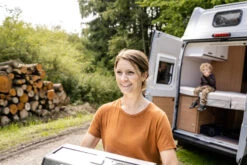 Grillfürst G201E 2-Brenner Gasgrill Portabel V2 - Campinggrill / Balkongrill 50mbar -Grillen im Freien Grillfuerst Campinggrill transportabel Wohnmobil