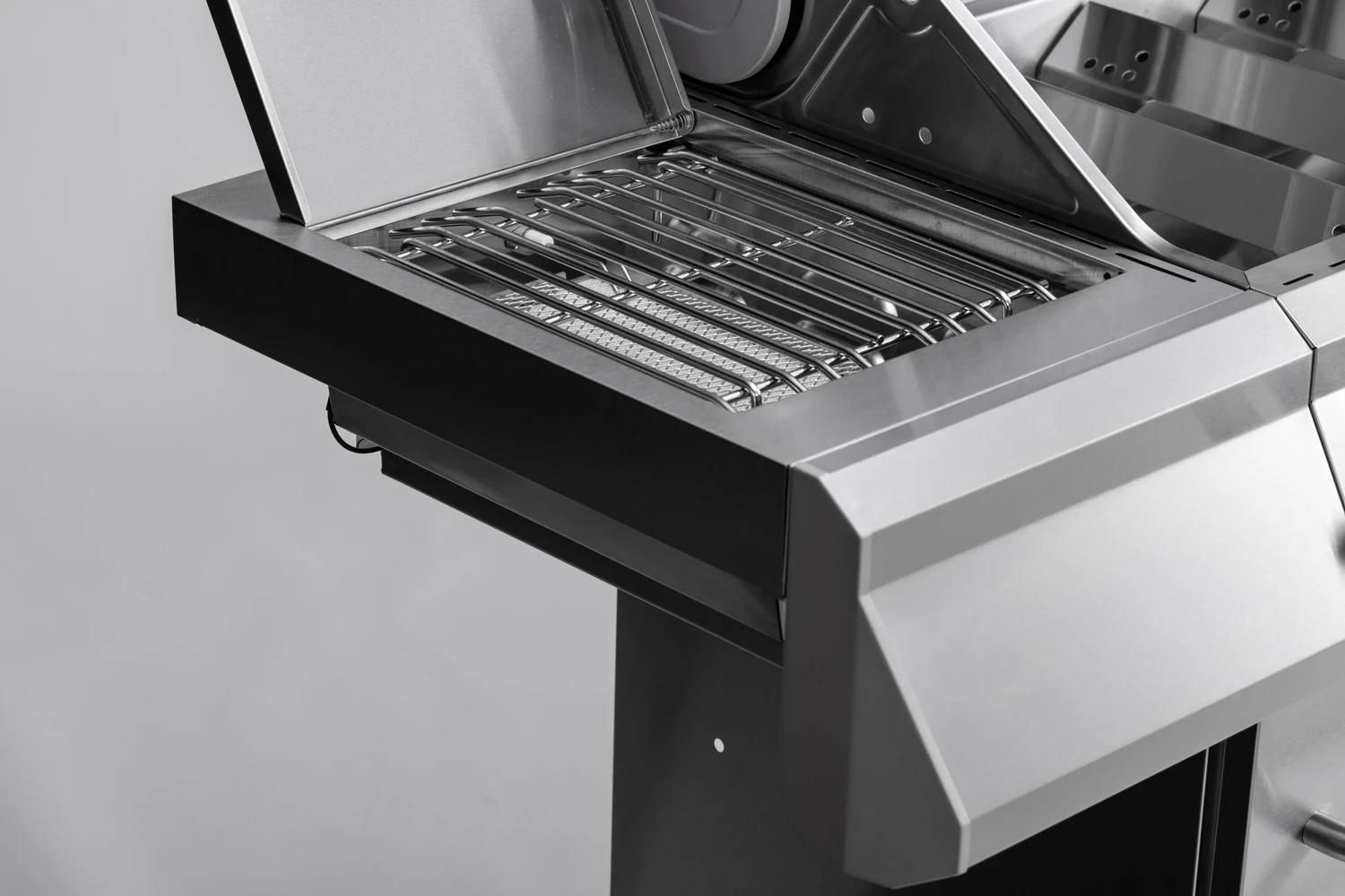 Grillfürst G521E Smart Grill - Mit Automatischer Temperatursteuerung, Hochtemperaturbrenner, Heckbrenner Und Edelstahl Rosten 19 Grillfürst G521E Smart Grill - Mit Automatischer Temperatursteuerung, Hochtemperaturbrenner, Heckbrenner Und Edelstahl Rosten – Bild 17