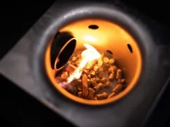 Grillfürst Pelletgrill / Pelletsmoker S280 -Grillen im Freien Grillfuerst Pelletgril Zuendung Gluehstab