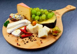 Grillfürst Pizzabrett Bambusholz -Grillen im Freien Grillfuerst Servierbrett Kaeseplatte