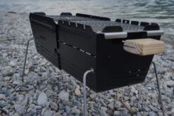 Knister Grill Original - Ausziehbarer Holzkohle Kompaktgrill -Grillen im Freien Knister Grill Beine auf Steinen