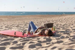 Knister Grill Small - Holzkohle Kompaktgrill -Grillen im Freien Knister Grill Small Strand