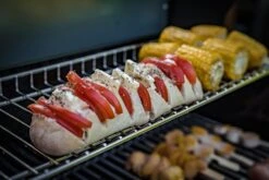 Grillfürst G510E 5-Brenner Gasgrill - 1. FC Köln Edition - Edelstahlroste -Grillen im Freien Koeln Grill Warmhalterost Grillfuerst Gasgrill 3