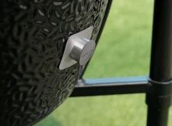 Monolith Grill CLASSIC PRO-Serie 2.0 Schwarz - MIT Gestell Und Seitentischen -Grillen im Freien Monolith bbq guru adapter classic grill