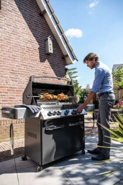 Napoleon Prestige 665 Gasgrill, Charcoal Grau - Mit Safety Glow - Modell 2023 -Grillen im Freien Napoleon Prestige 665 2811 1 1 1