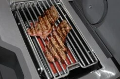Napoleon Prestige Pro 665-3 Edelstahl Gasgrill Inkl. Drehspieß - X-DEAL Inkl. Napoleon Holzkohlegrill Kugelgrill Ø 57cm 27 Napoleon Prestige Pro 665-3 Edelstahl Gasgrill Inkl. Drehspieß - X-DEAL Inkl. Napoleon Holzkohlegrill Kugelgrill Ø 57cm -Grillen im Freien Napoleon Prestige Pro Sizzle Zone Steaks 1