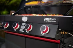 Rösle Videro G4-S VARIO+ Schwarz Gasgrill - FC Bayern Edition -Grillen im Freien Roesle Videro FC Bayern Edition Bedienblende G4 S
