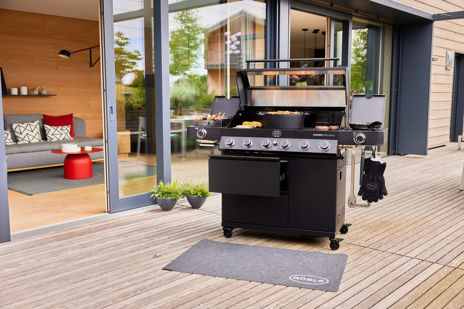Rösle Gasgrill Videro Pro G6-S Vario+ Mattschwarz - Modell 2023 7 Rösle Gasgrill Videro Pro G6-S Vario+ Mattschwarz - Modell 2023 – Bild 5