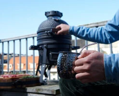 The Bastard Keramikgrill Urban Small - Schwarz Matt - Modell 2023 -Grillen im Freien The Bastard Urban Small Keramikgrill Campinggrill