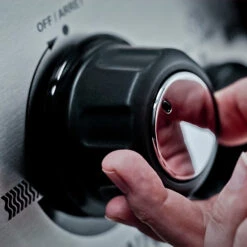 Broil King Crown 310 Gasgrill - Modell 2023 9 Broil King Crown 310 Gasgrill - Modell 2023 -Grillen im Freien broil king crown 310 drehregler 864052