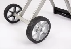 Napoleon TravelQ PRO285 Kompakt Gasgrill Schwarz Mit Klappbarem Wagen - Modell 2023 -Grillen im Freien napoleon travelq pro285x unterwagen raeder