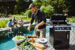 Outdoorchef Dualchef 325 G Gasgrill Mit Seitenkocher + BLAZING ZONE Infrarotbrenner -Grillen im Freien outdoorchef dualchef 325 g grillparty 18 700 0