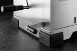 Thüros PRO1 - Modularer Holzkohle Tischgrill Mit Gussrost -Grillen im Freien thueros pro1 detail hoehenverstellung